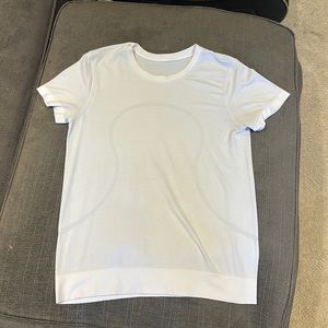White lululemon relaxed fit short sleeve swiftly tech 2.0!